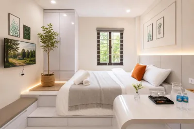 Deluxe Double Room — Hera Palace Home & Apartment